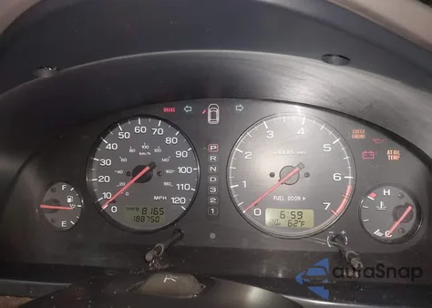 2001 Subaru Outback Limited z USA, uszkodzony, nr VIN 4S3BH686317637020